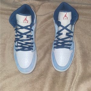 Jordan 1 French blue mids